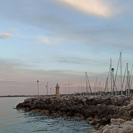 Panoramapartment Desenzano del Garda Buitenkant foto
